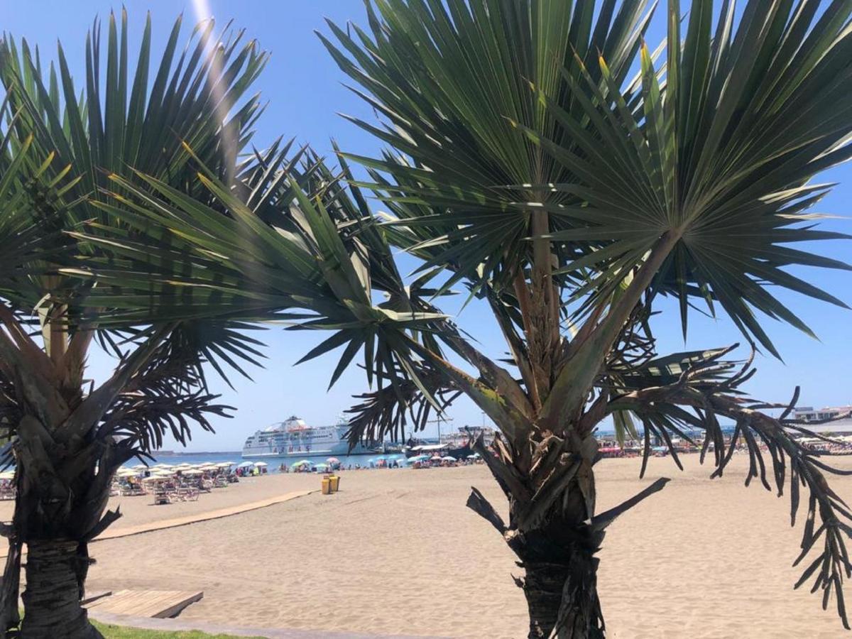 Views To The Infinite Sea In Los Cristianos 洛斯克里斯蒂亚诺斯 外观 照片