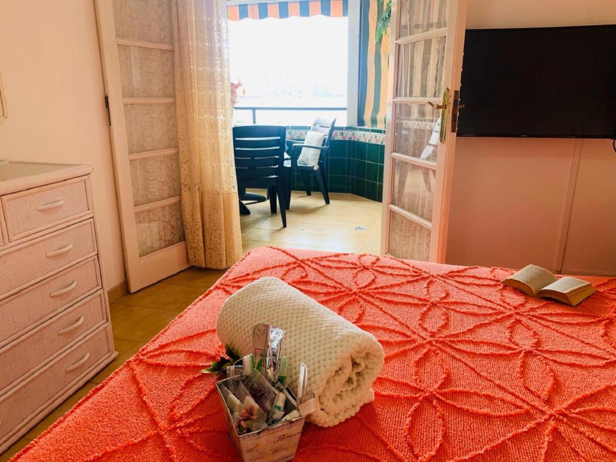 Views To The Infinite Sea In Los Cristianos 洛斯克里斯蒂亚诺斯 外观 照片