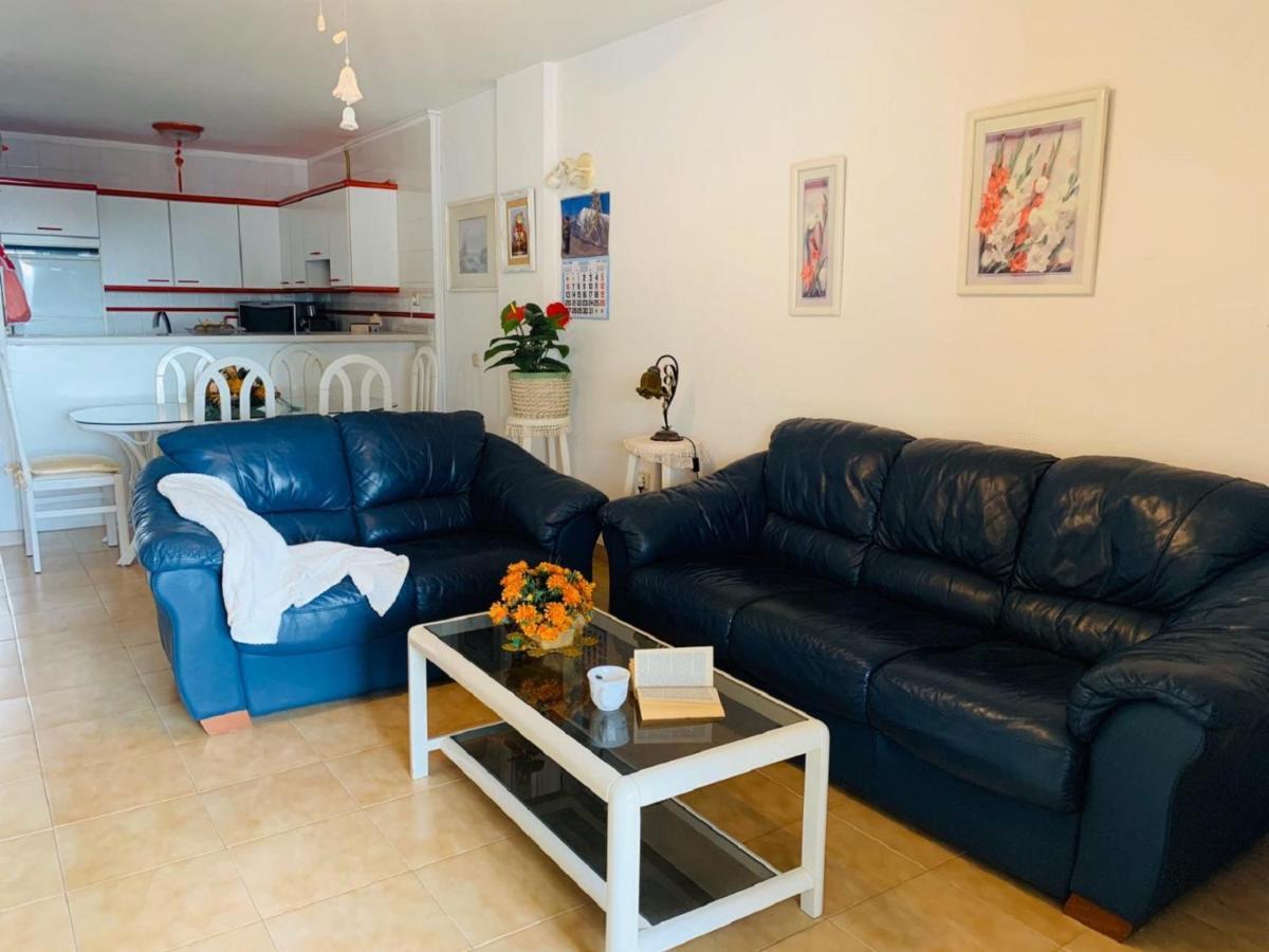 Views To The Infinite Sea In Los Cristianos 洛斯克里斯蒂亚诺斯 外观 照片